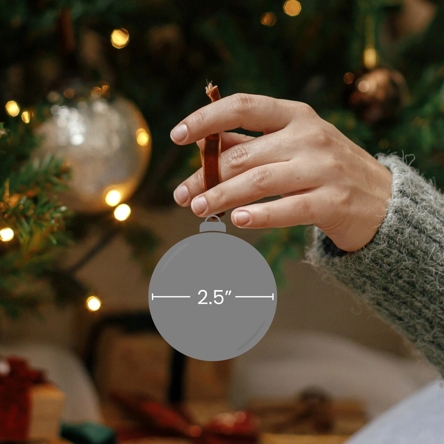 Northlight Shatterproof 3-Finish Christmas Ball Ornaments - 2.5" (60mm) - Ocean Blue - 100ct 6 Northlight Shatterproof 3-Finish Christmas Ball Ornaments - 2.5" (60mm) - Ocean Blue - 100ct - Image 4