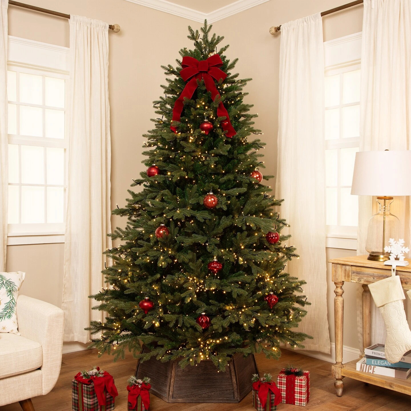 Northlight Real Touch™ Pre-Lit Grande Balsam Fir Artificial Christmas Tree - 7.5' Dual Color LED Green 6 Northlight Real Touch™ Pre-Lit Grande Balsam Fir Artificial Christmas Tree - 7.5' Dual Color LED Green - Image 4