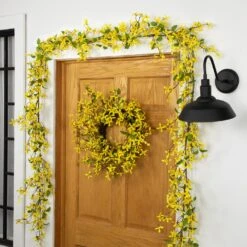 Northlight Forsythia And Berry Floral Spring Garland - 5' - Yellow -Northlight 2306362566707966992