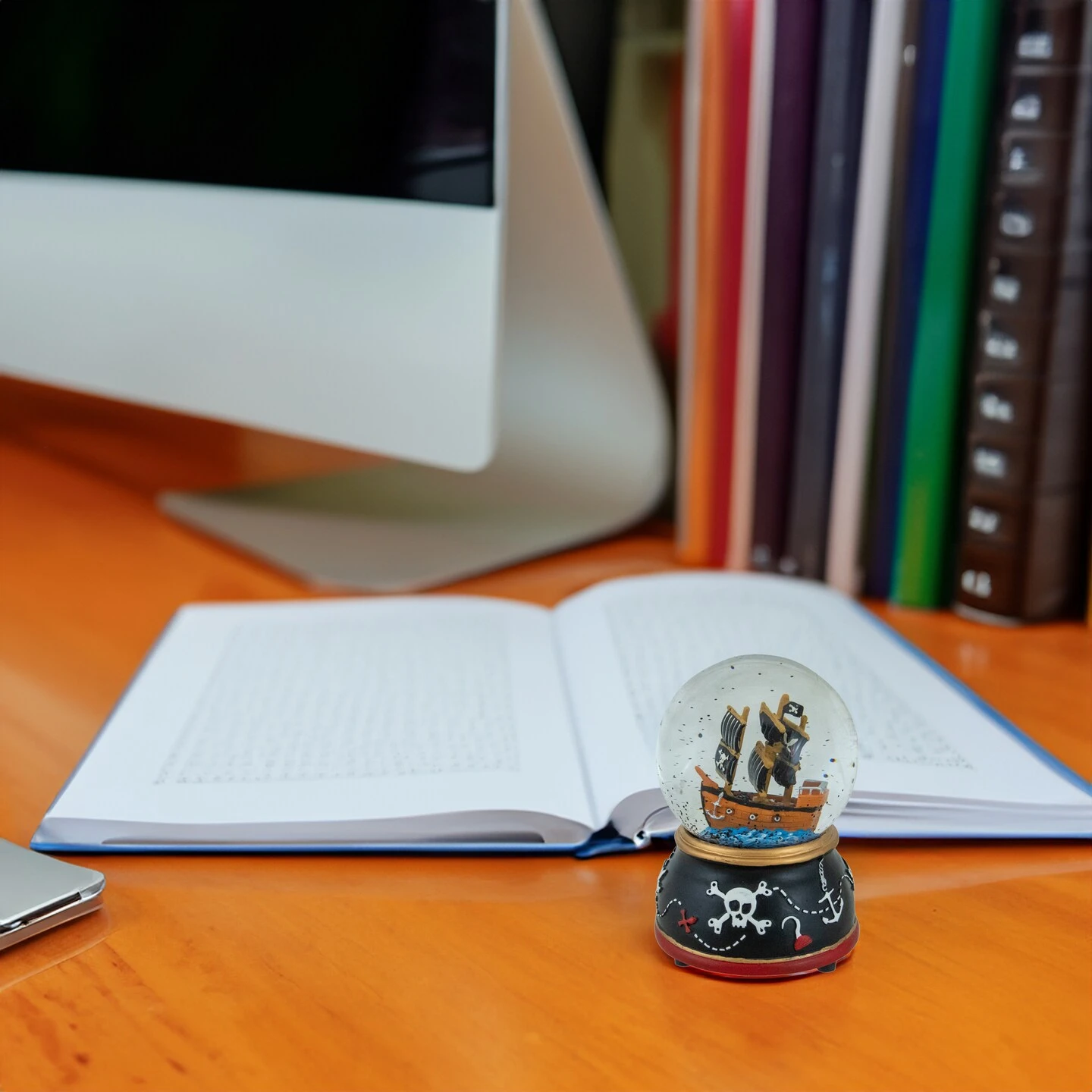 Northlight 5" Children's Musical Pirate Ship At Sea Snow Globe Black 9 Northlight 5" Children's Musical Pirate Ship At Sea Snow Globe Black - Image 7