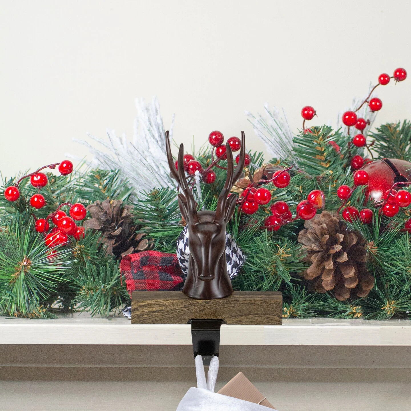 Northlight 7.5" Brown Marbled Buck Deer Head Christmas Stocking Holder 5 Northlight 7.5" Brown Marbled Buck Deer Head Christmas Stocking Holder - Image 3