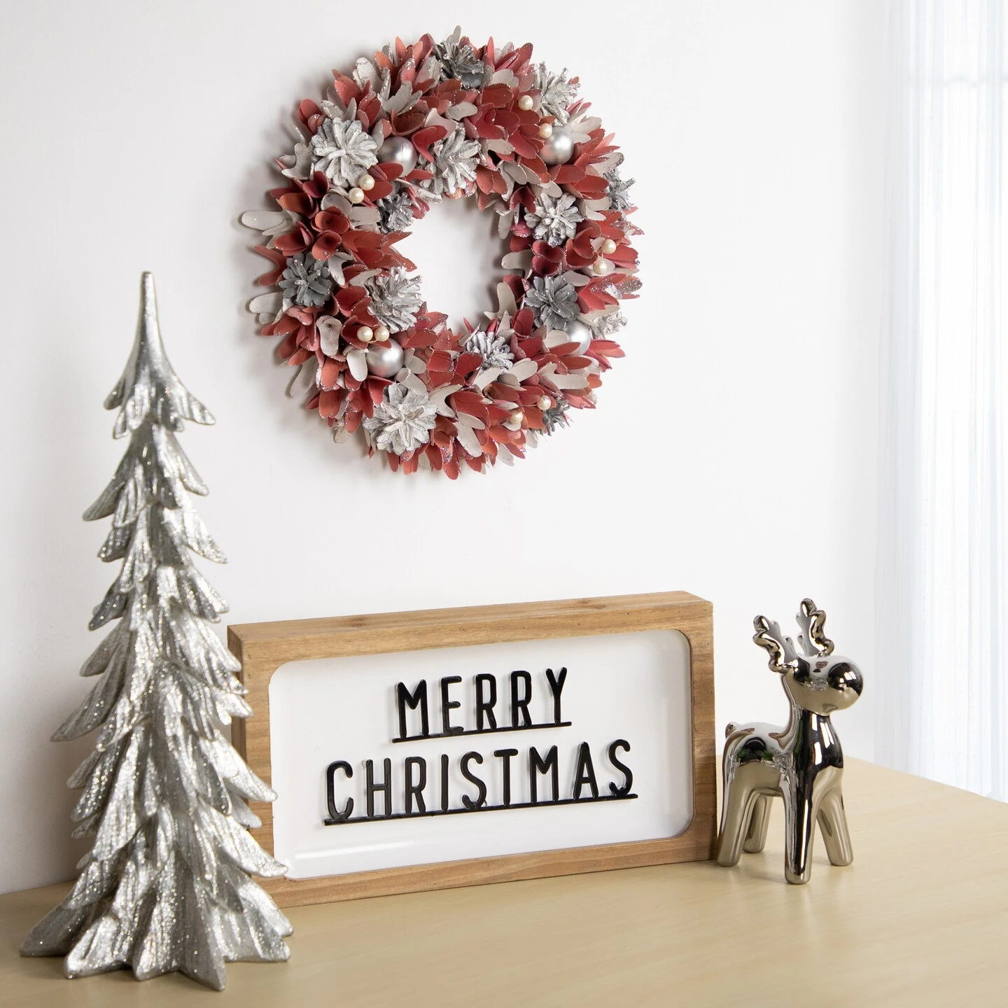 Northlight 13" Pink And White Wooden Floral Christmas Wreath With Pinecones 5 Northlight 13" Pink And White Wooden Floral Christmas Wreath With Pinecones - Image 3