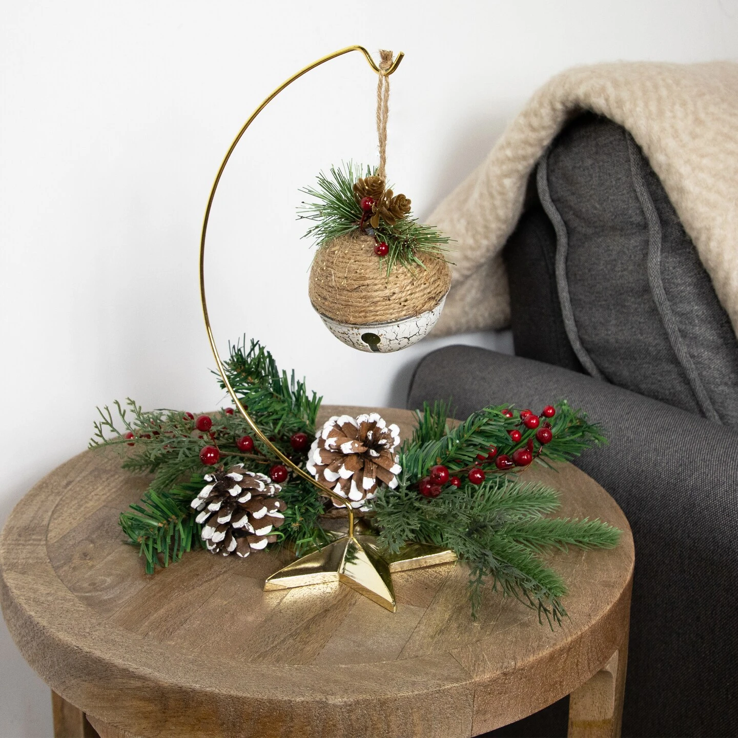 Northlight Star Ornament Holder Christmas Display Stand - 12.5" - Gold 5 Northlight Star Ornament Holder Christmas Display Stand - 12.5" - Gold - Image 3