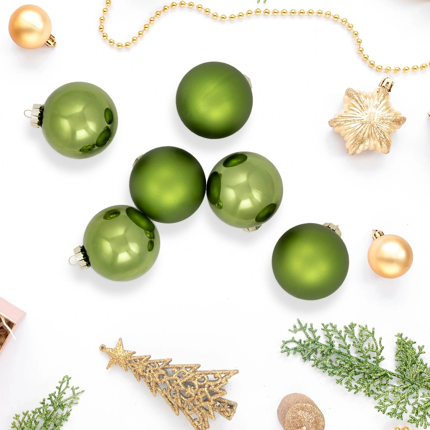Northlight 2-Finish Glass Christmas Ball Ornaments - 3.25" (80mm) - Kiwi Green - 6ct 5 Northlight 2-Finish Glass Christmas Ball Ornaments - 3.25" (80mm) - Kiwi Green - 6ct - Image 3