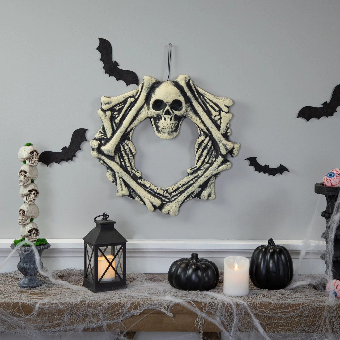 Northlight Skull Head And Bones Halloween Wreath - 18" - Unlit Black 5 Northlight Skull Head And Bones Halloween Wreath - 18" - Unlit Black - Image 3
