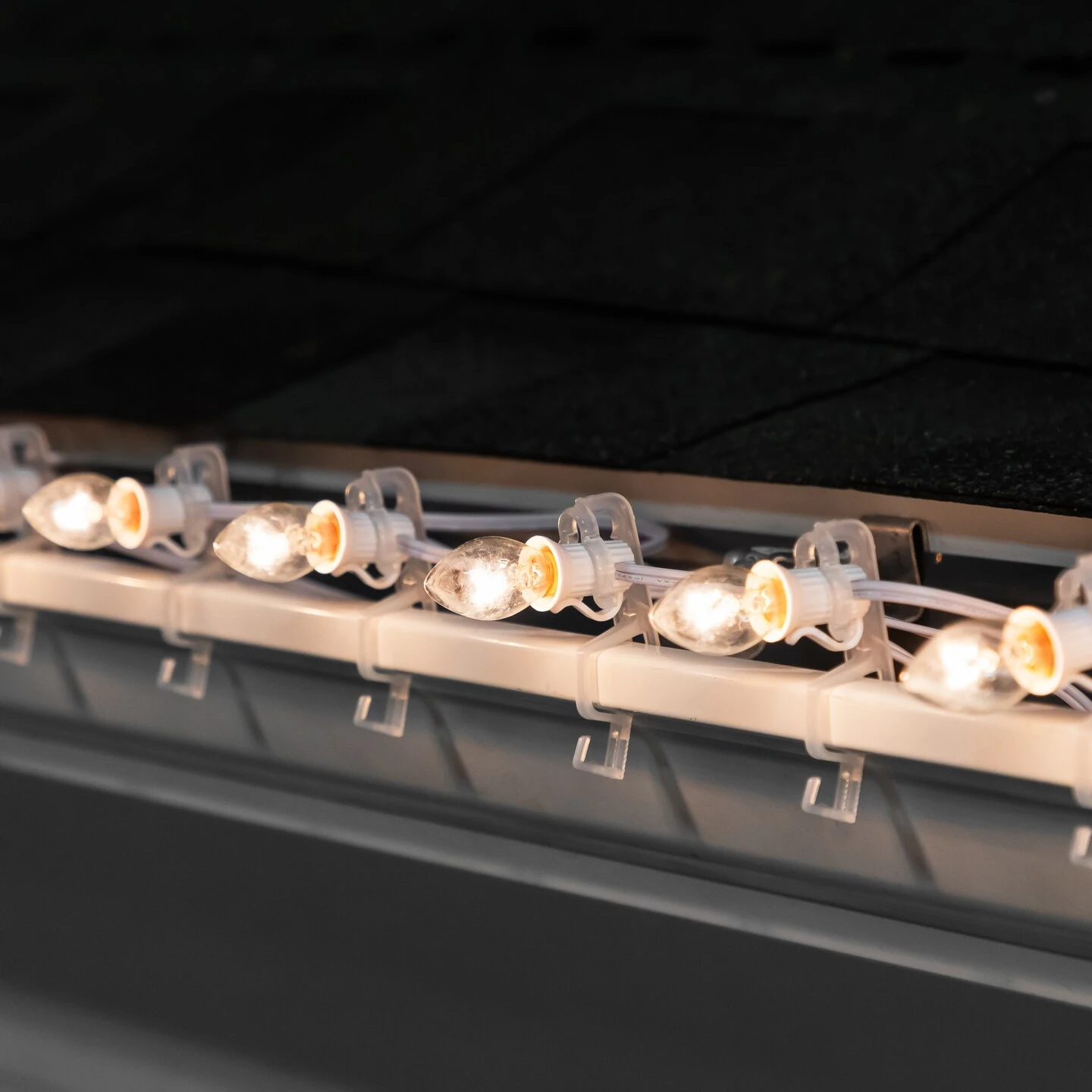 Northlight C7 Christmas String Lights - Clear - 24' White Wire - 25ct 10 Northlight C7 Christmas String Lights - Clear - 24' White Wire - 25ct - Image 8