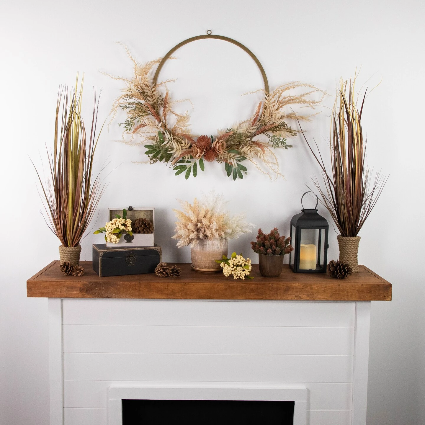 Northlight Fall Harvest Pale Roses With Foliage Artificial Wreath, 24-Inch, Unlit Beige 6 Northlight Fall Harvest Pale Roses With Foliage Artificial Wreath, 24-Inch, Unlit Beige - Image 4