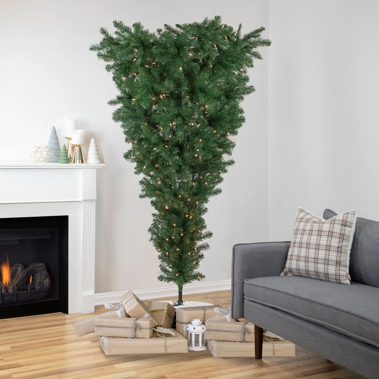Northlight 7.5' Pre-Lit Green Spruce Artificial Upside Down Christmas Tree - Clear Lights 5 Northlight 7.5' Pre-Lit Green Spruce Artificial Upside Down Christmas Tree - Clear Lights - Image 3