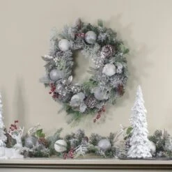 Northlight Frosted Cedar And Berries Artificial Christmas Wreath - 24-Inch, Unlit Green -Northlight 576824205661561504