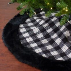 Northlight Buffalo Plaid Christmas Tree Skirt - 48" - Black And White 15 Northlight Buffalo Plaid Christmas Tree Skirt - 48" - Black And White -Northlight 6917909319853281952 2