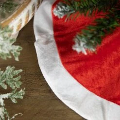 Northlight 18" Red & White Velveteen Mini Tree Skirt 12 Northlight 18" Red & White Velveteen Mini Tree Skirt -Northlight D046305S 11