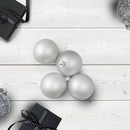 Northlight 60ct Matte Silver Splendor Shatterproof Ball Ornaments 6 Northlight 60ct Matte Silver Splendor Shatterproof Ball Ornaments - Image 4