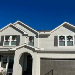 Northlight 24" Canadian Pine Artificial Christmas Wreath -Northlight D253771S 4