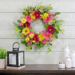 Northlight 23" Pink & Yellow Chrysanthemum & Daisy Floral Spring Wreath -Northlight D587370S 2