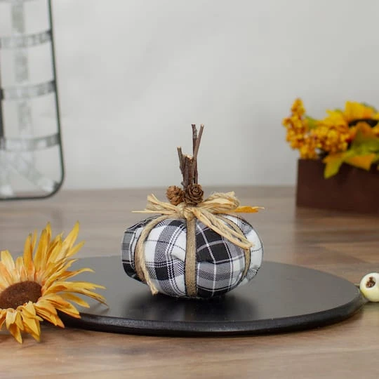Northlight 5" Black & White Plaid Fall Harvest Plush Pumpkin 5 Northlight 5" Black & White Plaid Fall Harvest Plush Pumpkin - Image 3