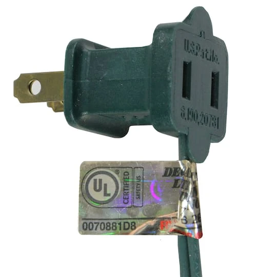 Northlight 9ft. Pre-Lit Northern Pine Christmas Garland 6 Northlight 9ft. Pre-Lit Northern Pine Christmas Garland - Image 4