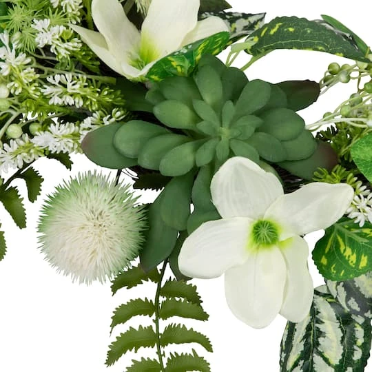 Northlight 24" Hellebores & Ivy Wreath 8 Northlight 24" Hellebores & Ivy Wreath - Image 6