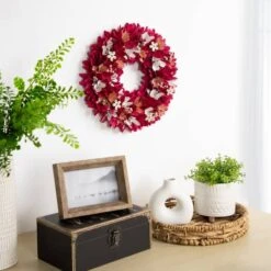 Northlight 13" Fuchsia Pink & White Wooden Floral Wreath With Berries 10 Northlight 13" Fuchsia Pink & White Wooden Floral Wreath With Berries -Northlight D761838S 2