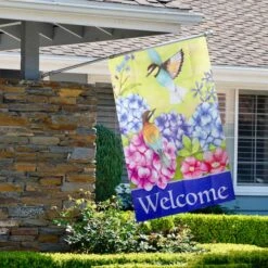 Northlight 40" Welcome Floral Hummingbird Outdoor House Flag 8 Northlight 40" Welcome Floral Hummingbird Outdoor House Flag -Northlight D768282S 3