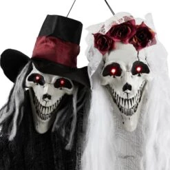 Northlight 47" Lit Vampire Couple With Sound Halloween Decoration 12 Northlight 47" Lit Vampire Couple With Sound Halloween Decoration -Northlight D800610S 3